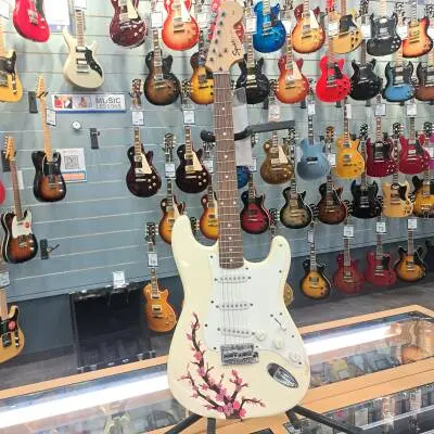 Squire Affinity Strat
